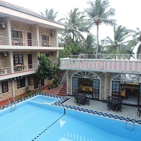 Oasis Beach Resort Negombo Zewnętrze zdjęcie