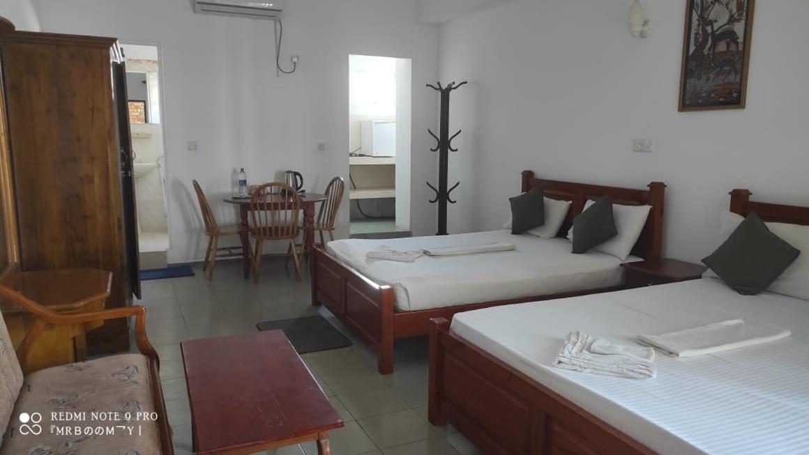 Oasis Beach Resort Negombo Zewnętrze zdjęcie