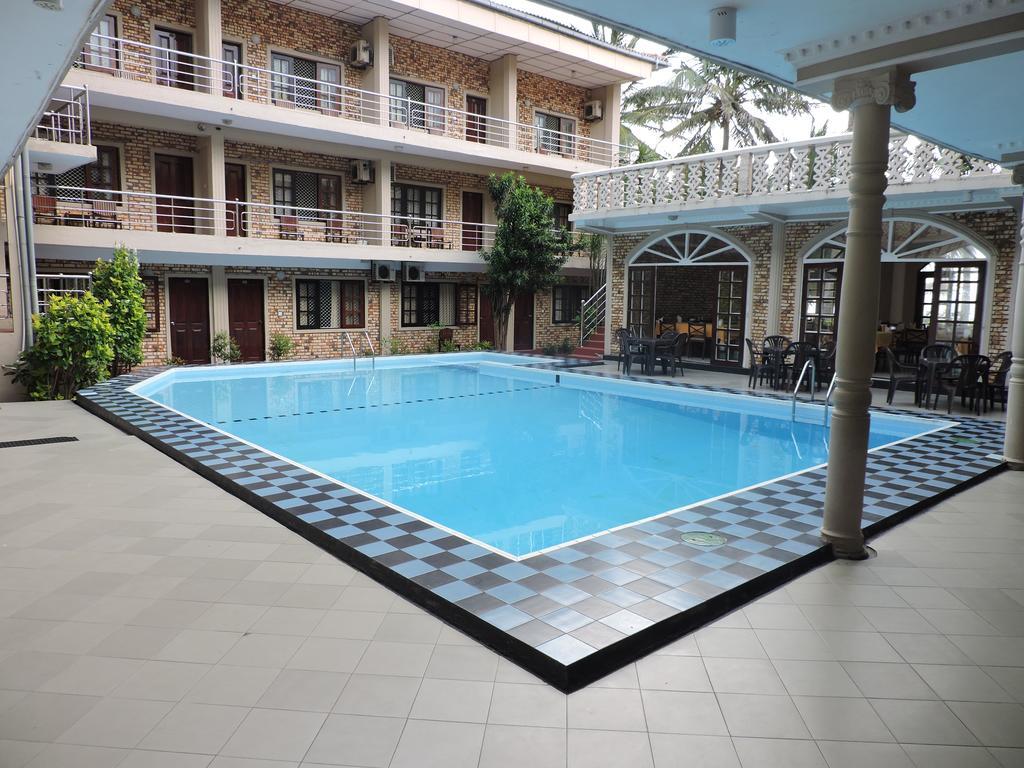 Oasis Beach Resort Negombo Zewnętrze zdjęcie